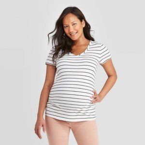 Short Sleeve V-Neck Side Shirred Maternity T-Shirt. EUC